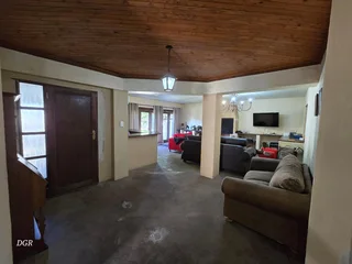 Charming home with classical charm in Herlear