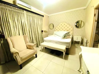 WINDERMERE HOME 3 BEDROOM 2 BATHROOM 2 PARKINGS WITH GARDEN