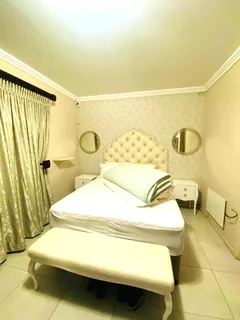 WINDERMERE HOME 3 BEDROOM 2 BATHROOM 2 PARKINGS WITH GARDEN