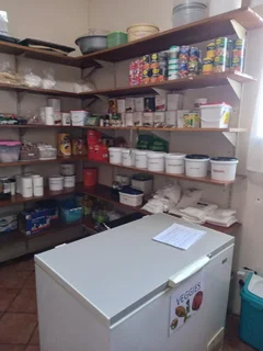 Extensive Multi-Unit Property with Full Facilities – Ideal for Investment or Specialized Use