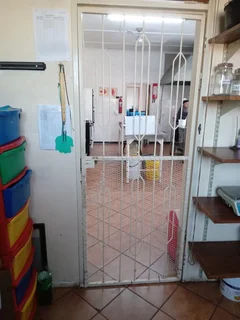 Extensive Multi-Unit Property with Full Facilities – Ideal for Investment or Specialized Use