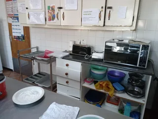 Extensive Multi-Unit Property with Full Facilities – Ideal for Investment or Specialized Use