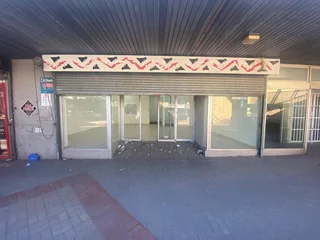 280m² Ground Floor Retail Space To Let in Prime Pinetown Location