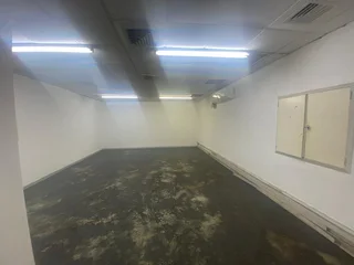 280m² Ground Floor Retail Space To Let in Prime Pinetown Location