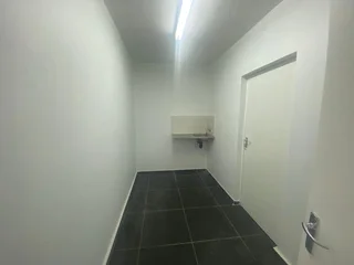 561m² High-Exposure Retail Space Available in Pinetown