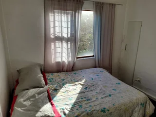 **Charming 3-Bedroom Flat in Secure, Family-Friendly Complex**