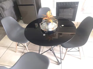 FULLY FURNISHED APARTMENT