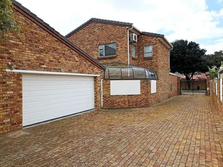 UNIQUE, SECURE &amp; LOW MAINTENANCE HOME