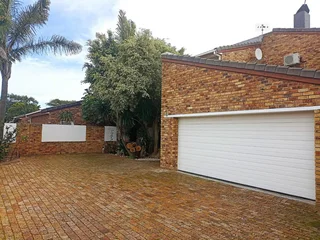 UNIQUE, SECURE &amp; LOW MAINTENANCE HOME