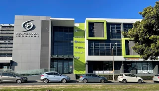 UNIQUE, SECURE &amp; LOW MAINTENANCE HOME