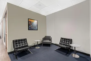 Find a dedicated desk in Regus Silver Lakes