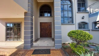 5 Bedroom Freestanding House For Rent in Somerset Park