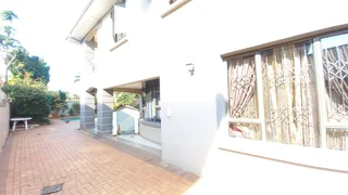 5 Bedroom Freestanding House For Rent in Somerset Park