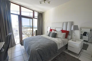 Three bedroom apartment with breathtaking Sea views and direct access to the beach -Umhlanga Rocks