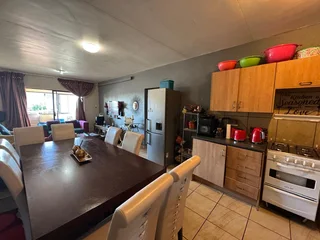 Contemporary Two-Bedroom Apartment in Prime Location