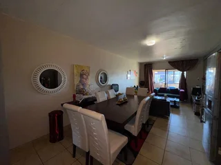 Contemporary Two-Bedroom Apartment in Prime Location