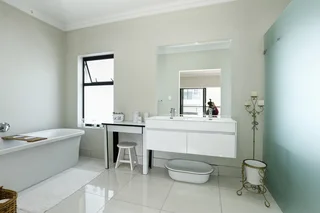 Easy, secure living in boutique estate environment