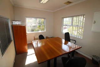 OFFICE FOR SALE - MT EDGECOMBE KINGFISHER OFFICE PARK