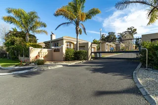 Single-level Family Home – Surprisingly Spacious