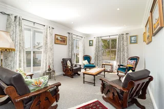 SINGLE-LEVEL FAMILY HOME – SURPRISINGLY SPACIOUS