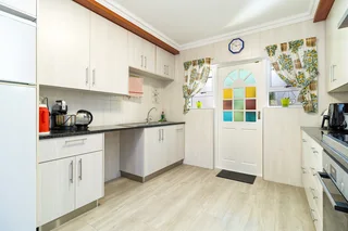 SINGLE-LEVEL FAMILY HOME – SURPRISINGLY SPACIOUS