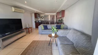 Lock-up and Go Apartment with sea views