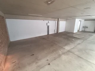 WAREHOUSE IN CORNUBIA