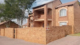 2 Bedroom Apartment for Sale in Mooikloof Ridge Estate – East of Pretoria