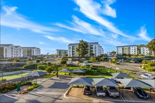 Lovely , First floor 1 Bedroom Apartment in Greenpark