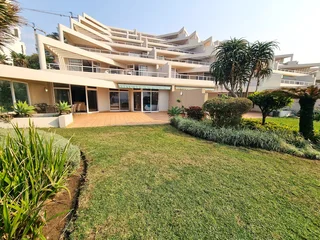 Luxury Beachfront Apartment – Prime Position with Breathtaking Sea Views