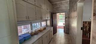 Exceptional Six-Bedroom Family Home with Self-Contained Flat in Sought-After Location**  Nestled ...