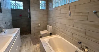 Exceptional Six-Bedroom Family Home with Self-Contained Flat in Sought-After Location**  Nestled ...