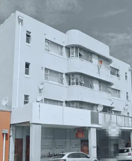 **Good investment with this, Charming  Apartment Building in Central East London**