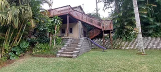 Modern Luxury and Versatile Living: Stunning Double-Story Home with Pool and Guest Suite