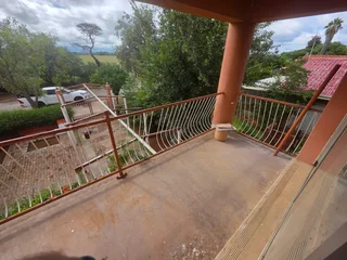 Extremely spacious, double storey family home