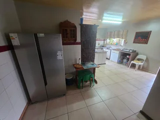 Extremely spacious, double storey family home