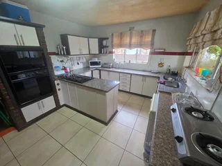 Extremely spacious, double storey family home