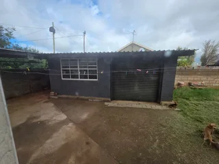 Extremely spacious, double storey family home