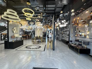 Prime Retail Showroom To Let