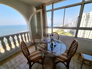 GREAT VIEWS LIVING THE LIFE ON UMHLANGA BEACH FRONT