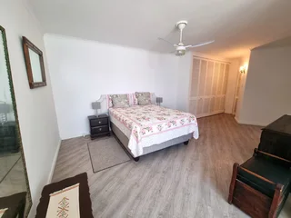 GREAT VIEWS LIVING THE LIFE ON UMHLANGA BEACH FRONT