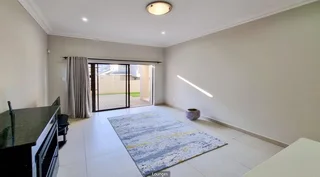 4 Bedroom Townhouse for Sale in Shellyvale
