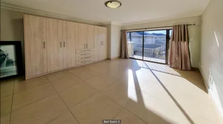 4 Bedroom Townhouse for Sale in Shellyvale