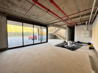 New Development Warehouse To Let In Red Hill