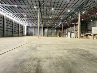 New Development Warehouse To Let In Red Hill