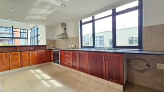 Prime Property Presents: Luxurious Double-Volume Penthouse in Durban’s Point Waterfront