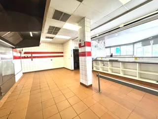 Retail Unit Available To let In Pinetown