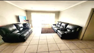 3 Bedroom To Let | Mount Edgecombe – Secure Gated Complex