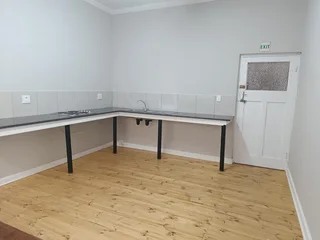 Room for Fent in North Street, East London Central