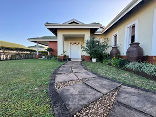 Modern 4 Bed For Sale At Edgemount Estate